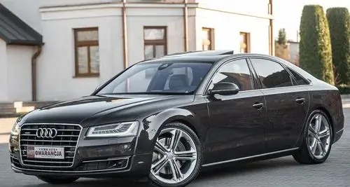 AUDI A8 