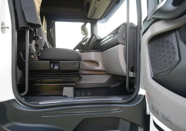 SCANIA R 450 /RETARDER/  STANDARD/ SALON POLSKA 