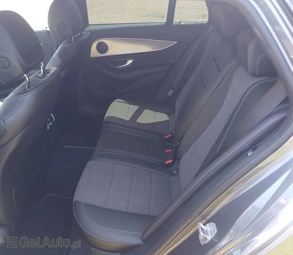 MERCEDES-BENZ Klasa E 