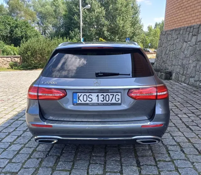 MERCEDES-BENZ Klasa E 