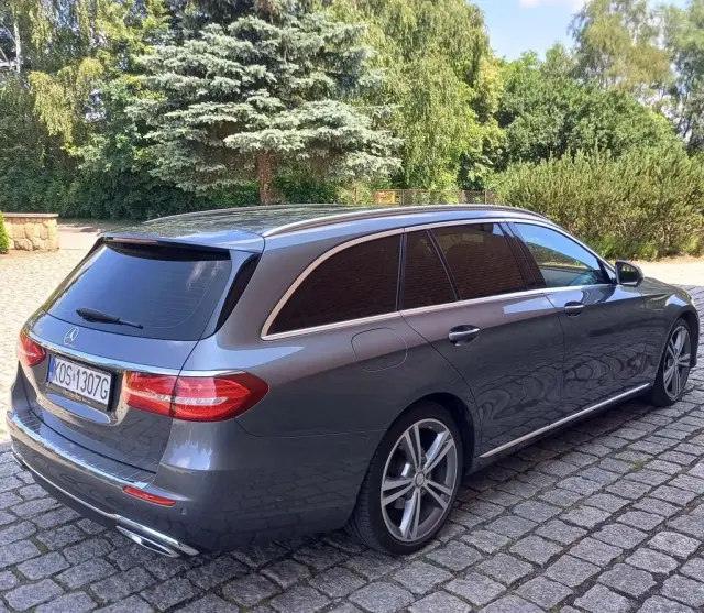 MERCEDES-BENZ Klasa E 