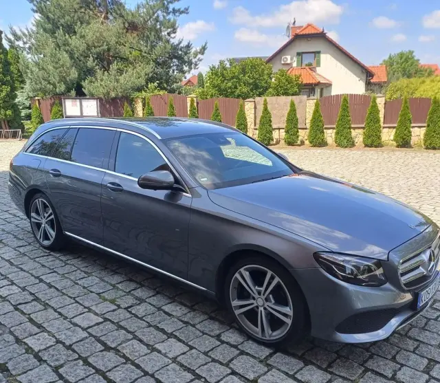 MERCEDES-BENZ Klasa E 