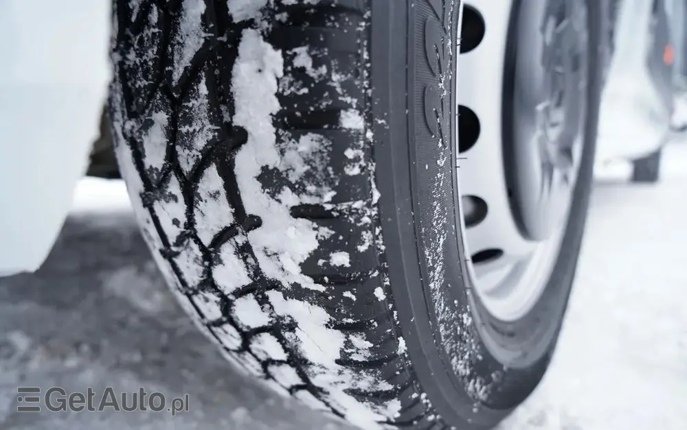 RENAULT MASTER / BLASZAK / FURGON / BRYGADÓWKA 7 MIEJSC / ZABUDOWA / POLSKI SALON / JEDEN WŁAŚCIEL 