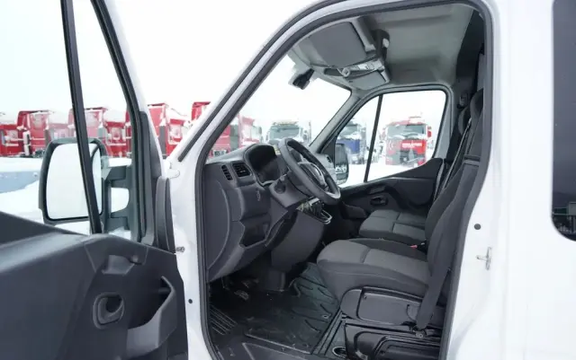 RENAULT MASTER / BLASZAK / FURGON / BRYGADÓWKA 7 MIEJSC / ZABUDOWA / POLSKI SALON / JEDEN WŁAŚCIEL 