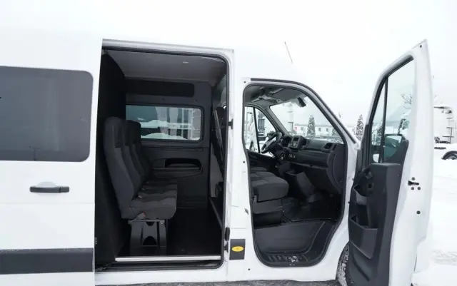 RENAULT MASTER / BLASZAK / FURGON / BRYGADÓWKA 7 MIEJSC / ZABUDOWA / POLSKI SALON / JEDEN WŁAŚCIEL 