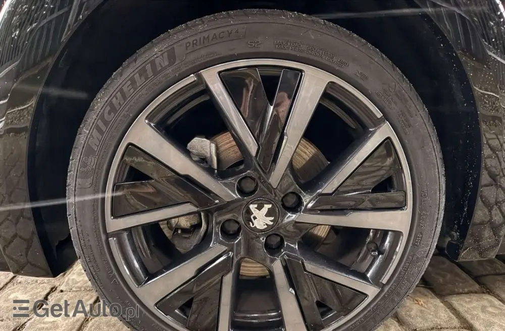 PEUGEOT 208 PureTech 100 EAT8 GT