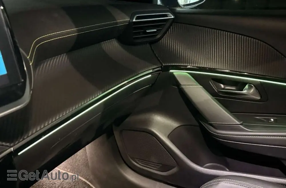 PEUGEOT 208 PureTech 100 EAT8 GT