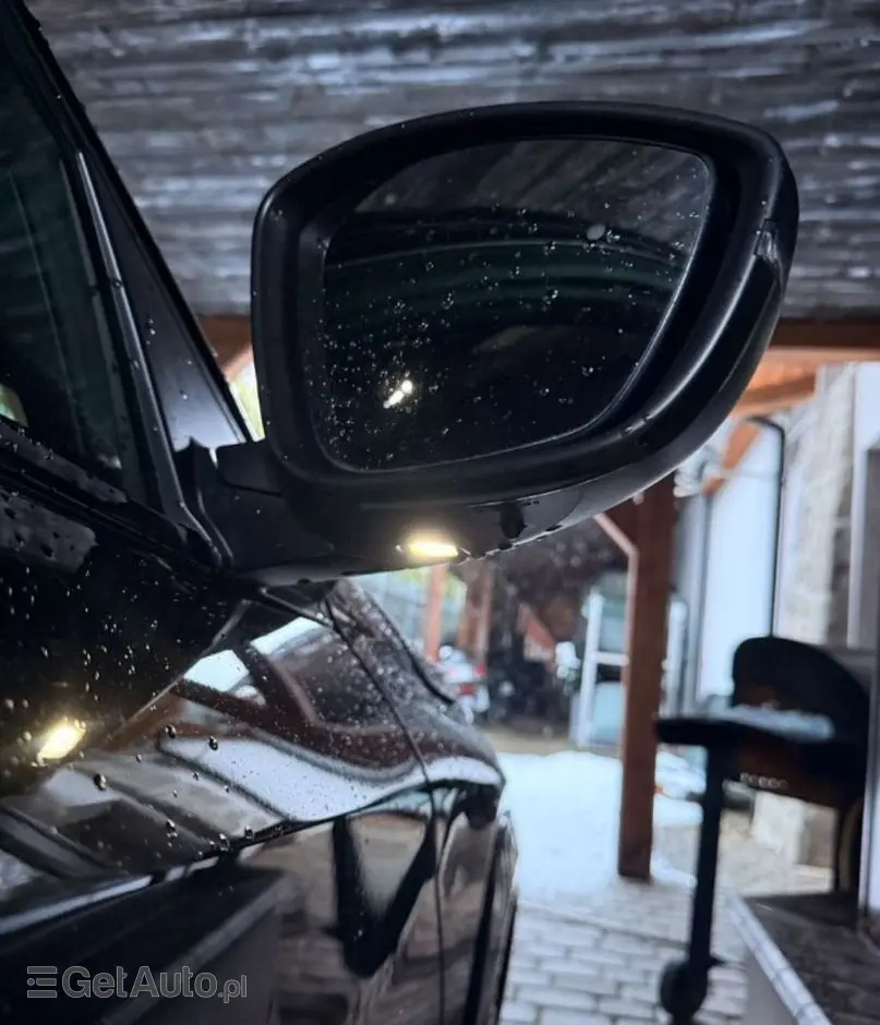 PEUGEOT 208 PureTech 100 EAT8 GT