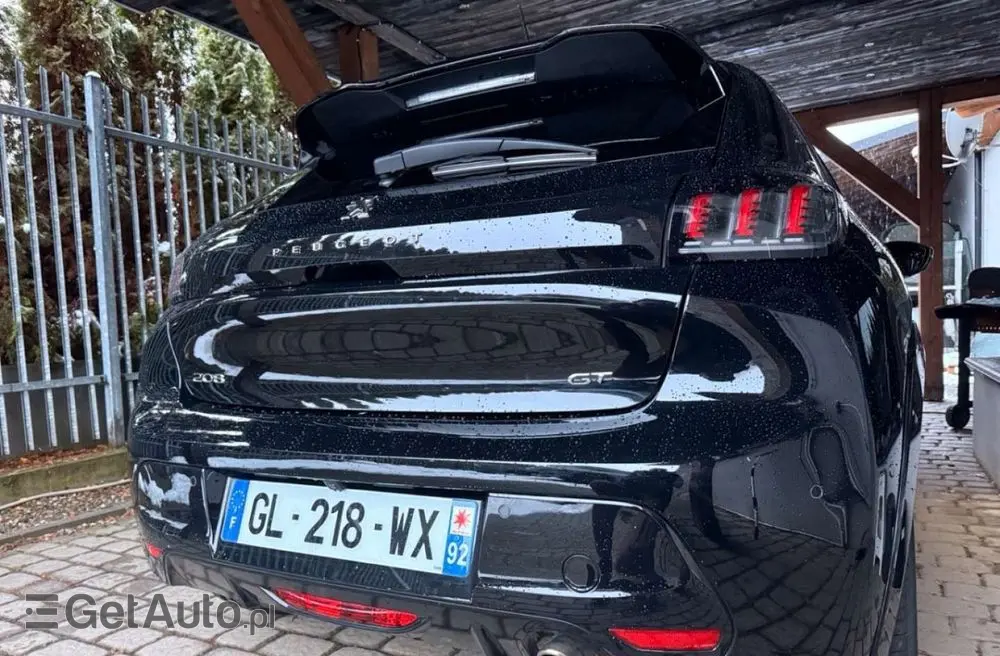 PEUGEOT 208 PureTech 100 EAT8 GT