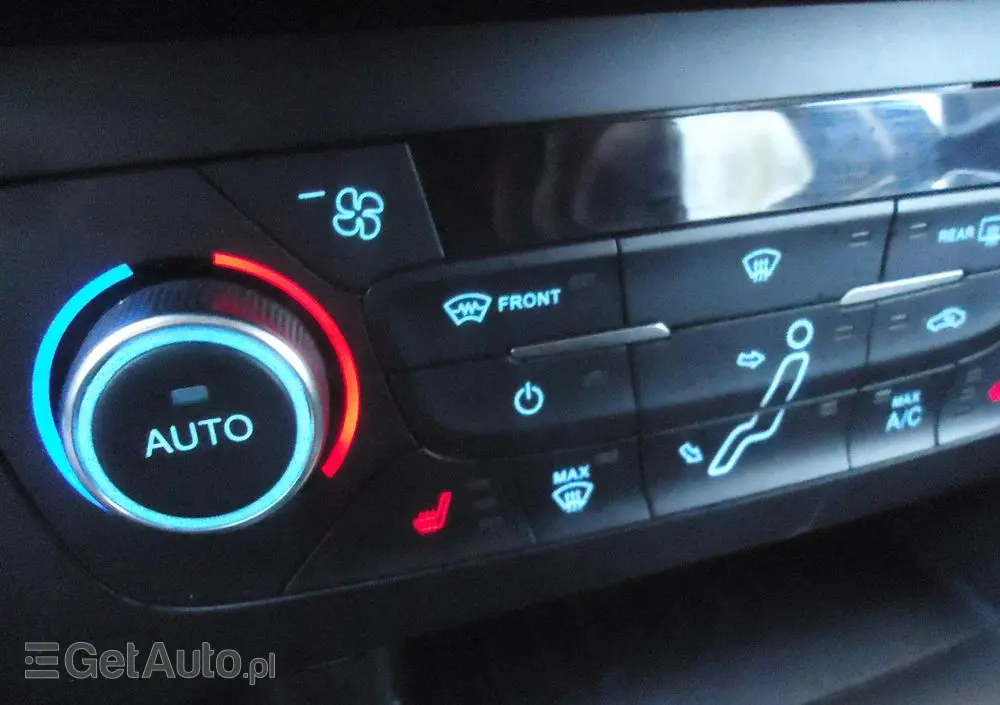 FORD Focus 1.5 EcoBoost Titanium ASS