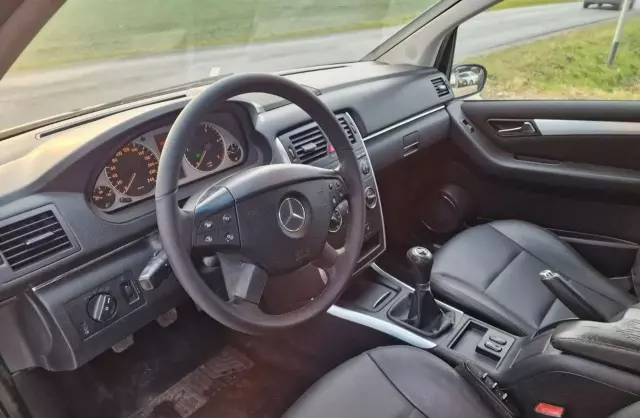 MERCEDES-BENZ Klasa B 