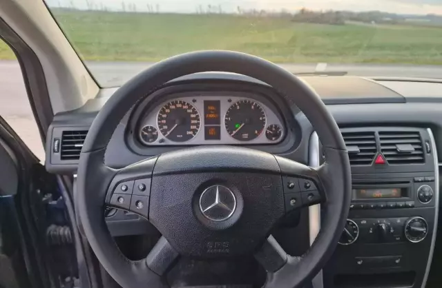 MERCEDES-BENZ Klasa B 