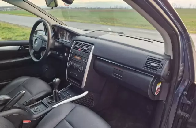 MERCEDES-BENZ Klasa B 