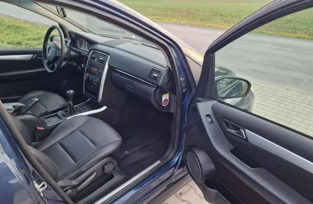 MERCEDES-BENZ Klasa B 