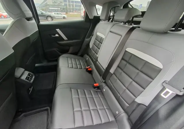 CITROËN C4 1.2 PureTech Max S&S EAT8