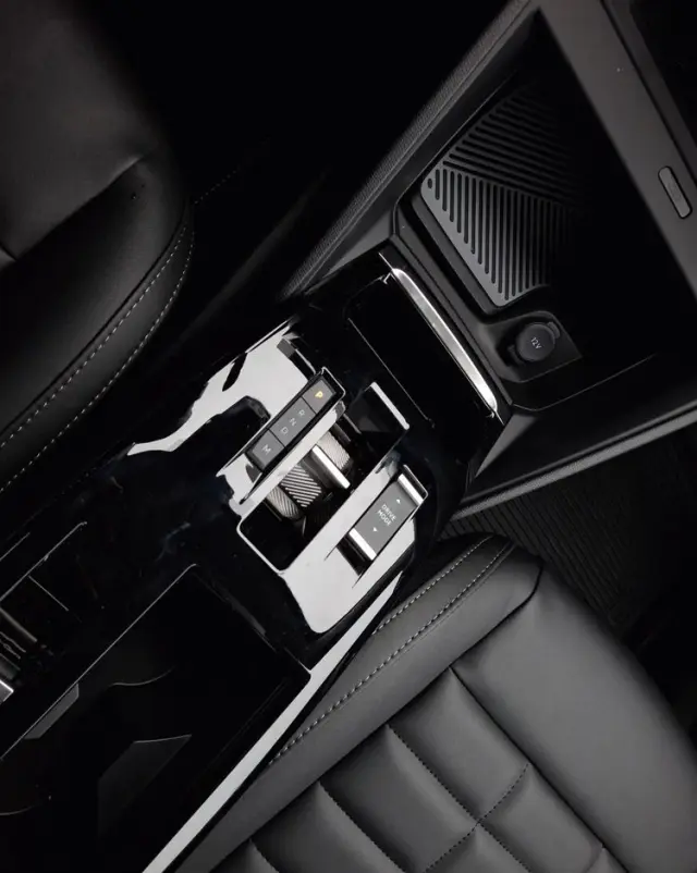 CITROËN C4 1.2 PureTech Max S&S EAT8