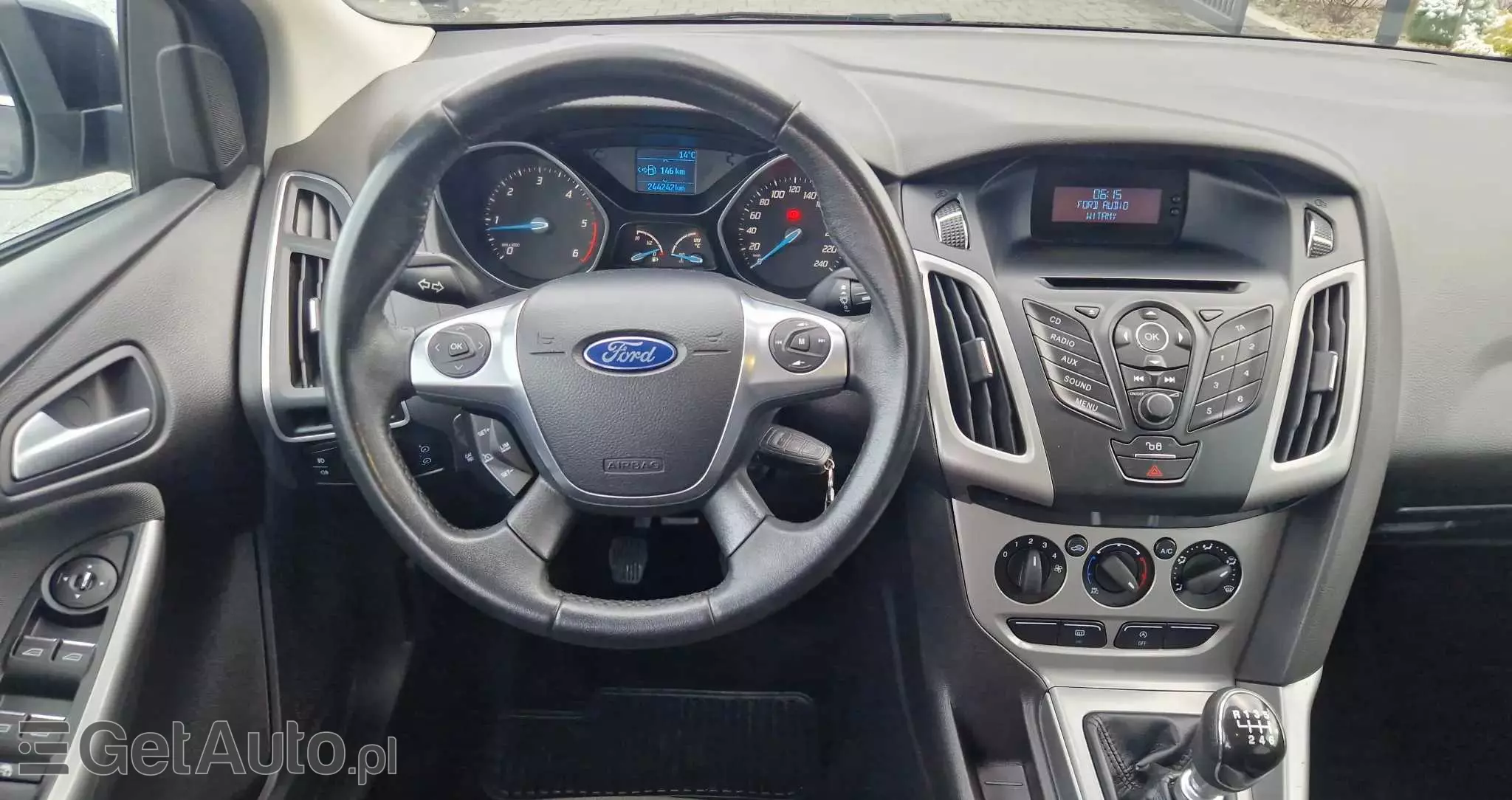 FORD Focus Turnier 1.6 TDCi DPF Titanium