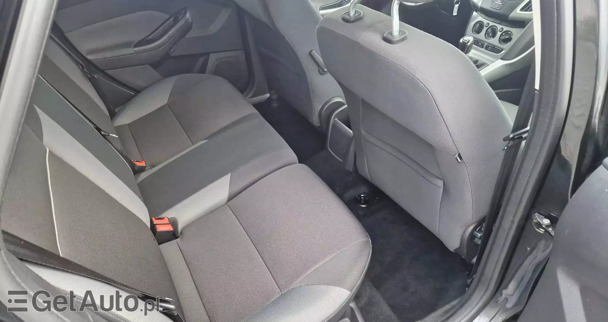 FORD Focus Turnier 1.6 TDCi DPF Titanium