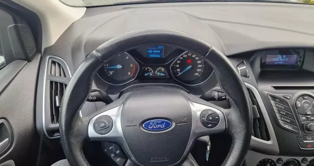 FORD Focus Turnier 1.6 TDCi DPF Titanium