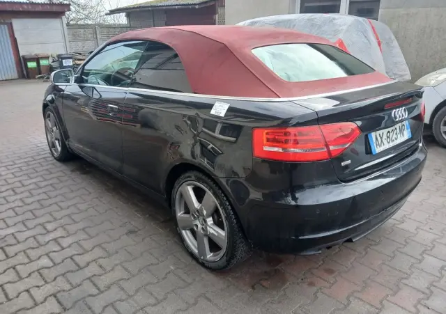 AUDI A3 Cabrio 2.0 TDI DPF S tronic Ambition