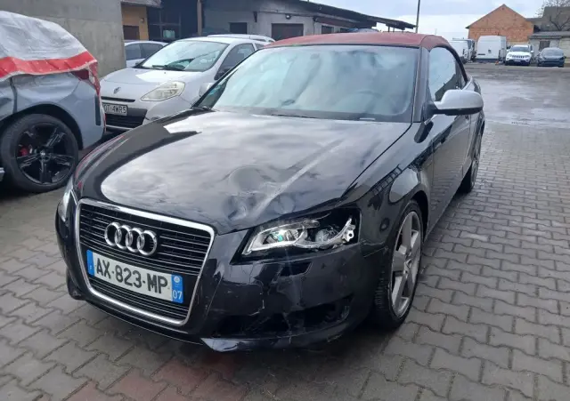 AUDI A3 Cabrio 2.0 TDI DPF S tronic Ambition