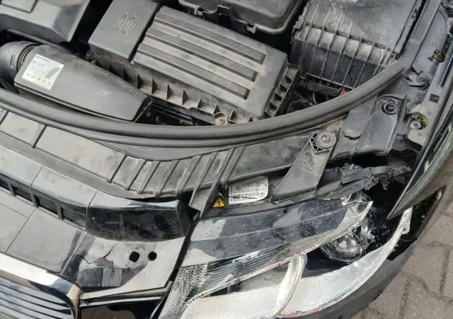 AUDI A3 Cabrio 2.0 TDI DPF S tronic Ambition