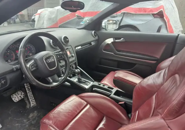 AUDI A3 Cabrio 2.0 TDI DPF S tronic Ambition