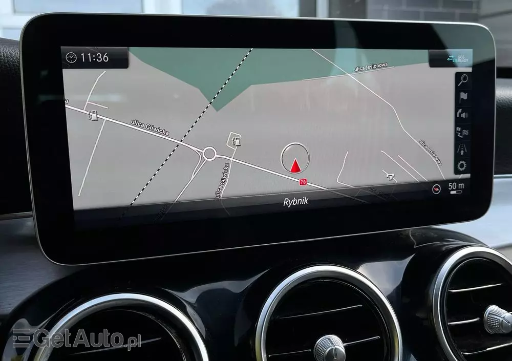 MERCEDES-BENZ Klasa C 300 e 9G-TRONIC