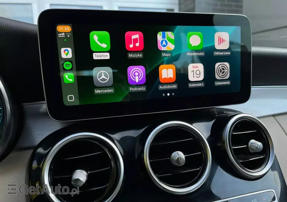 MERCEDES-BENZ Klasa C 300 e 9G-TRONIC