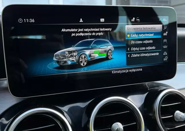 MERCEDES-BENZ Klasa C 300 e 9G-TRONIC