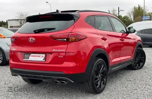 HYUNDAI Tucson 