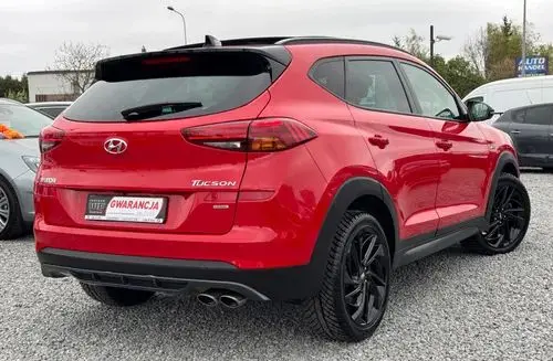 HYUNDAI Tucson 