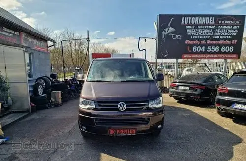 VOLKSWAGEN Multivan 