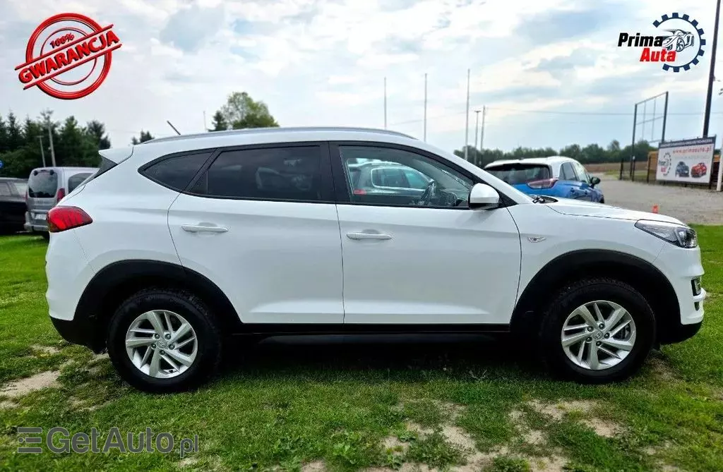 HYUNDAI Tucson 