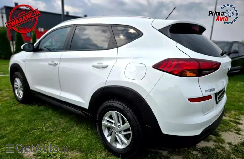 HYUNDAI Tucson 