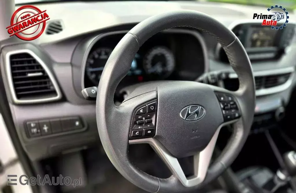 HYUNDAI Tucson 