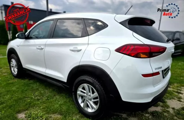 HYUNDAI Tucson 