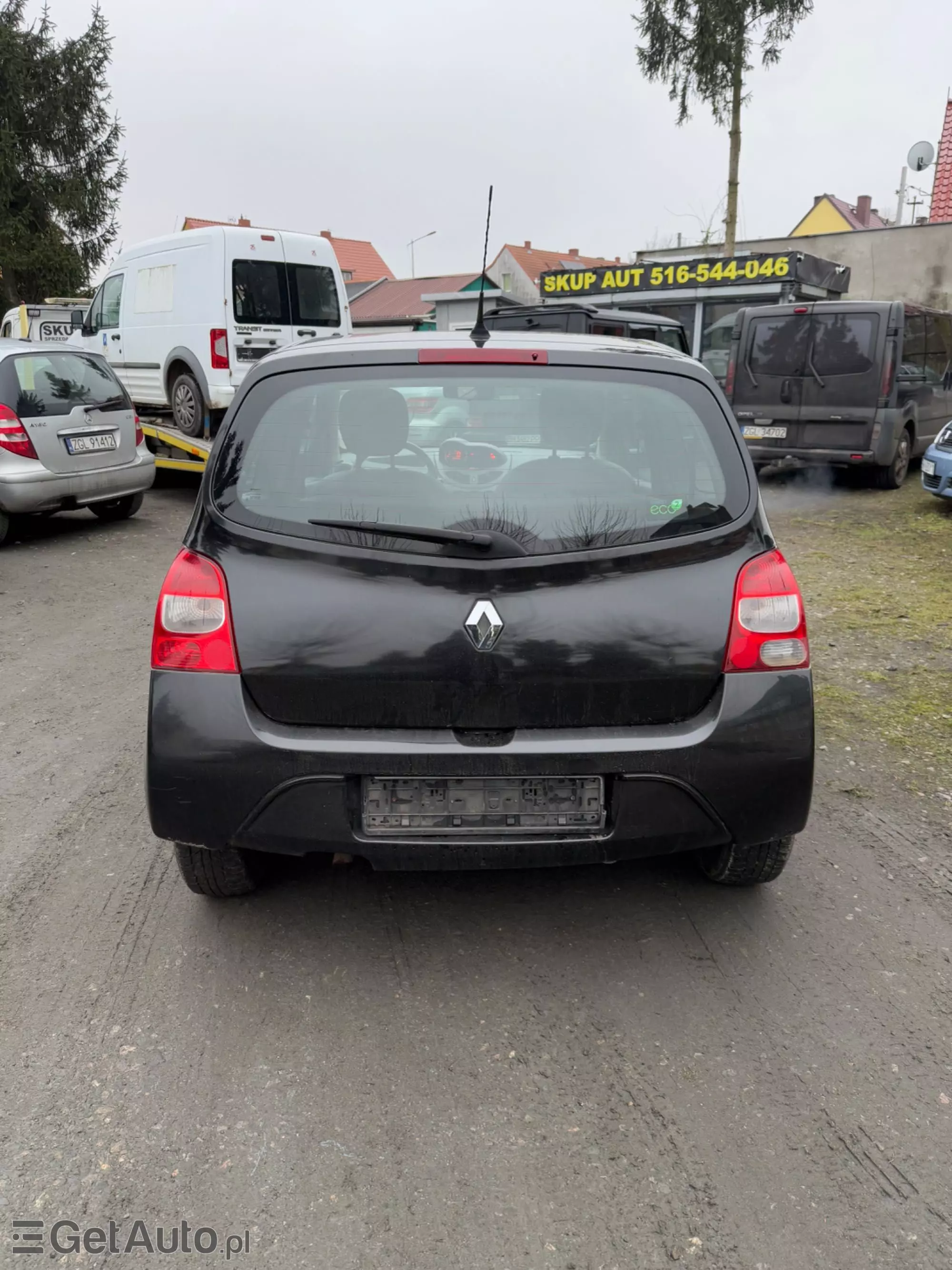 RENAULT Twingo 