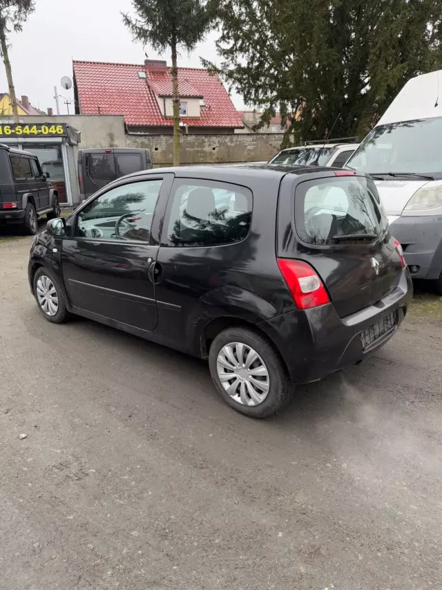 RENAULT Twingo 