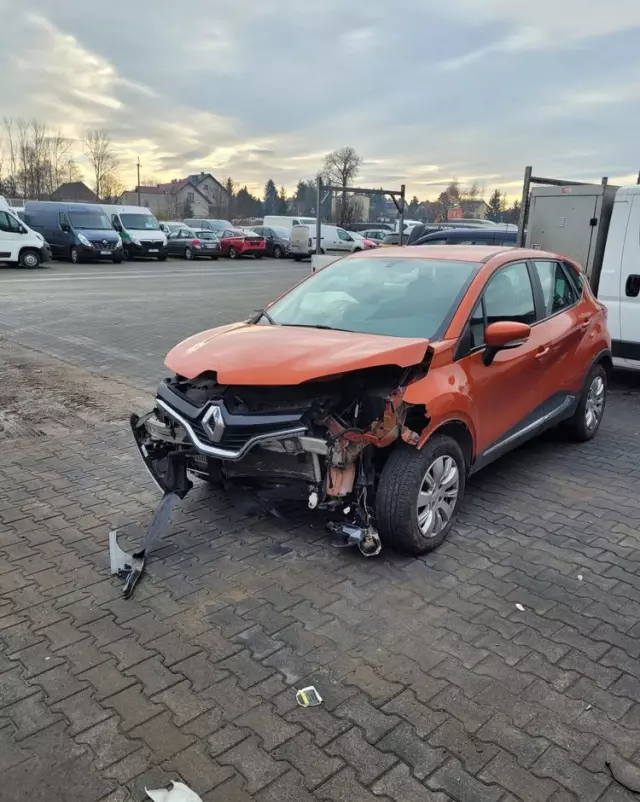 RENAULT Captur (ENERGY) TCe 90 LIFE