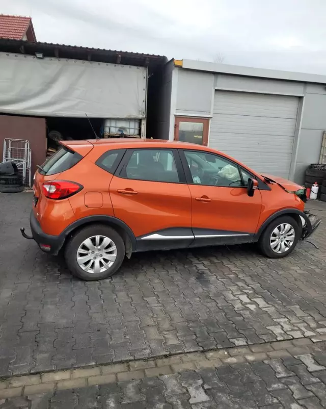 RENAULT Captur (ENERGY) TCe 90 LIFE