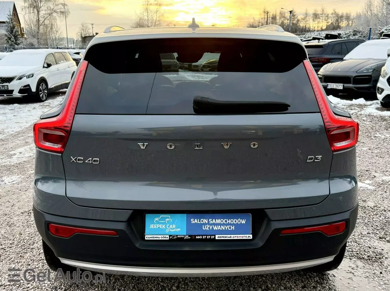 VOLVO XC 40 D3 AWD Momentum Pro