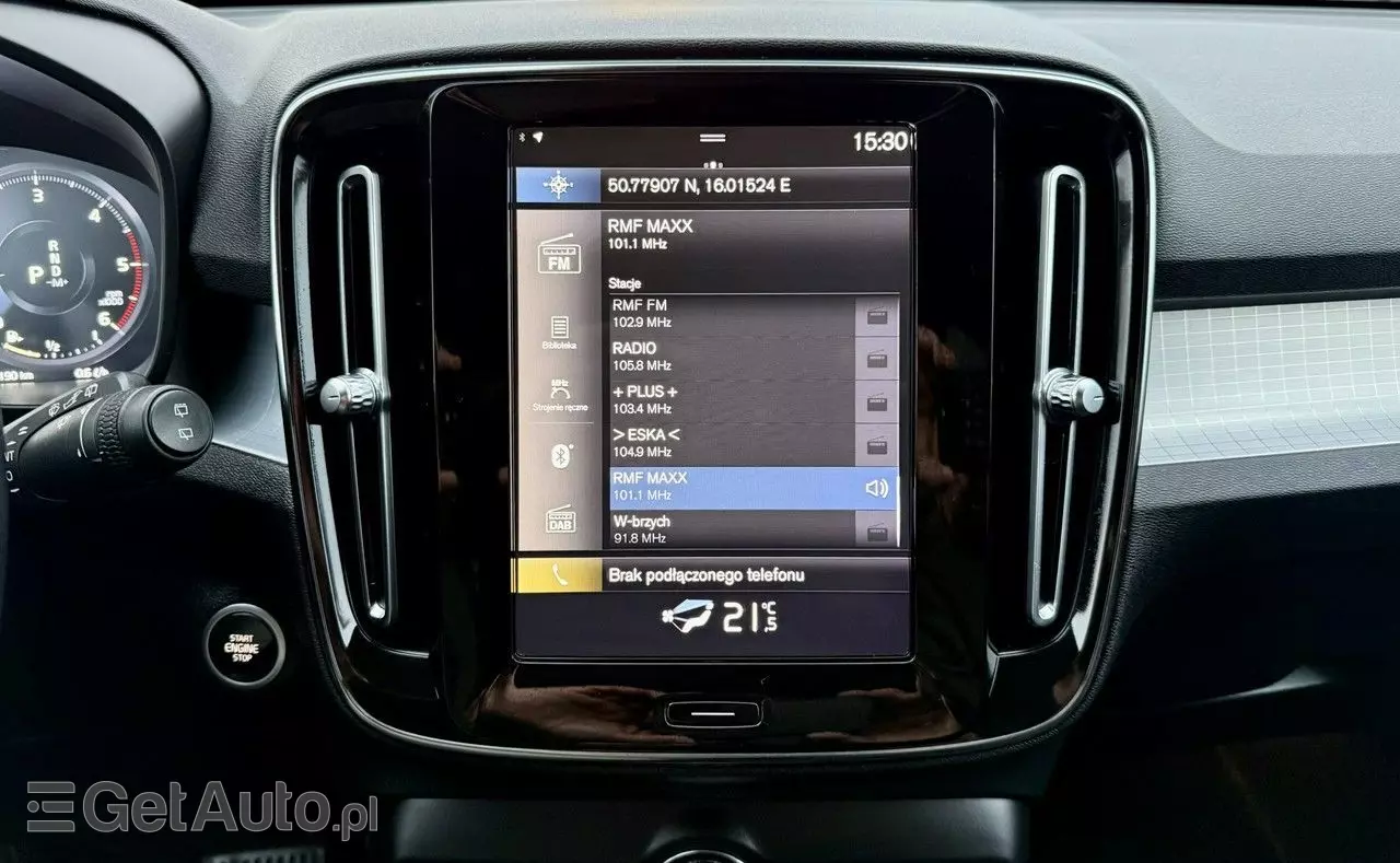 VOLVO XC 40 D3 AWD Momentum Pro