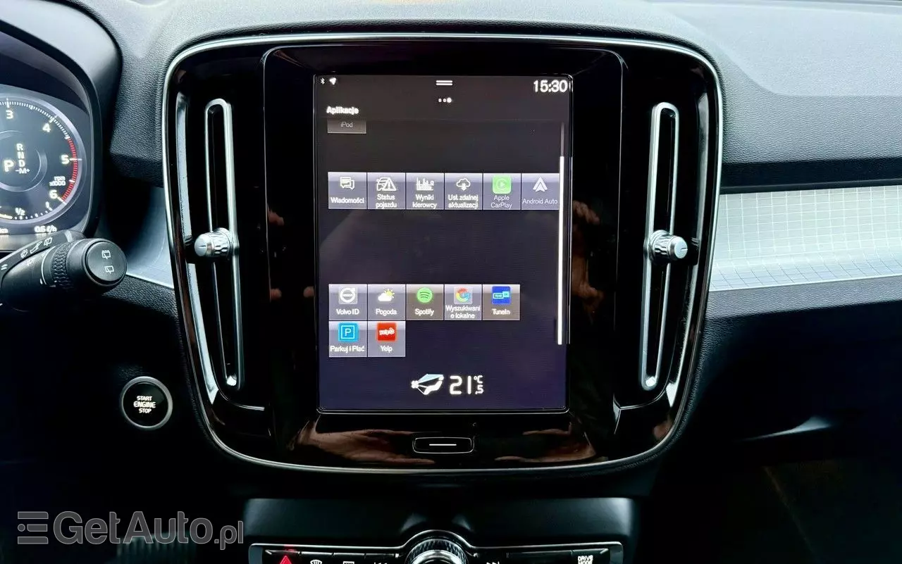 VOLVO XC 40 D3 AWD Momentum Pro