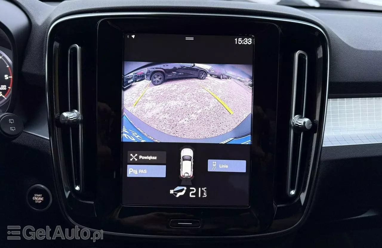 VOLVO XC 40 D3 AWD Momentum Pro