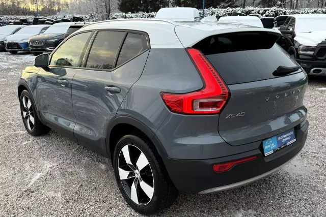 VOLVO XC 40 D3 AWD Momentum Pro