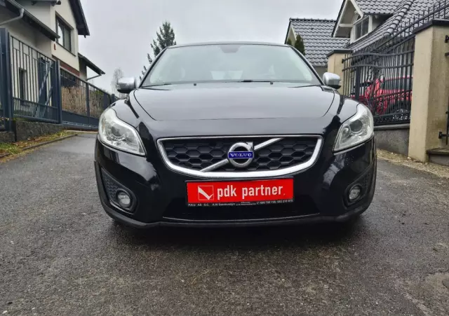VOLVO C30 D2 DRIVe R-Design