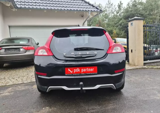 VOLVO C30 D2 DRIVe R-Design