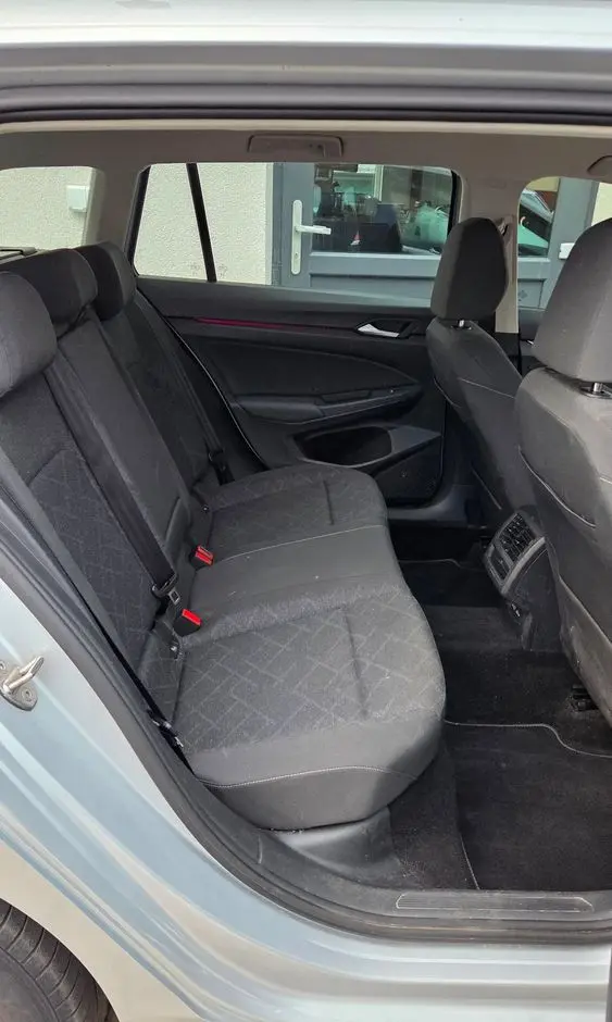 VOLKSWAGEN Golf 2.0 TDI Life