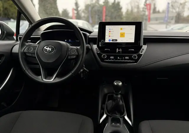 TOYOTA Corolla 1.5 Style